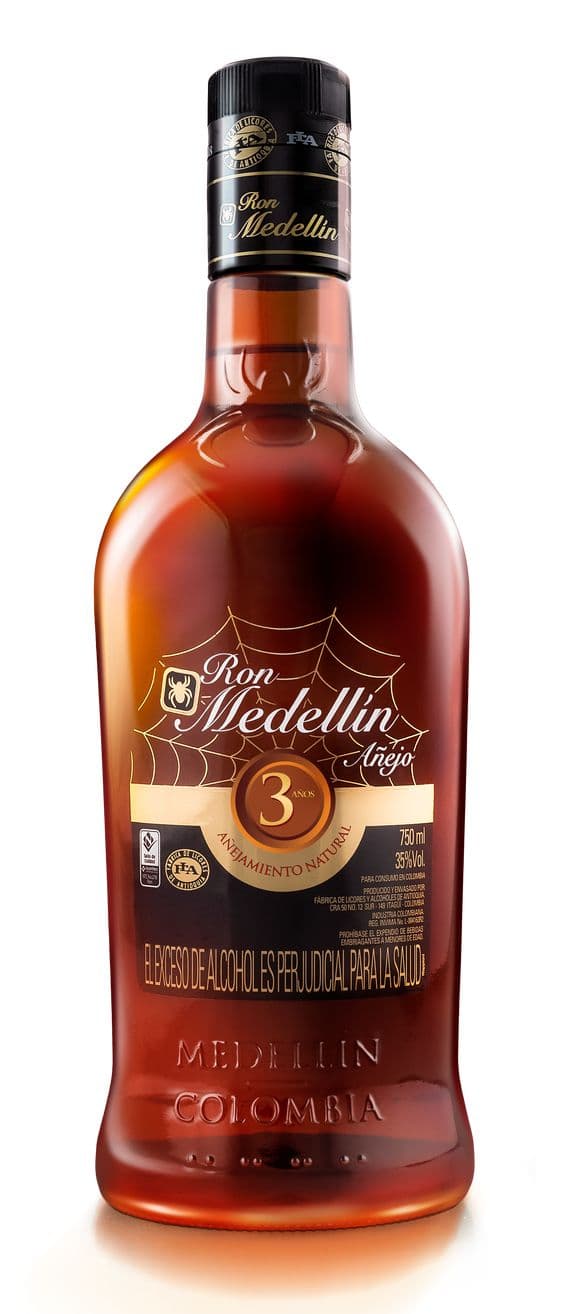 Ron Medellin Añejo 3 Años 750 Ml