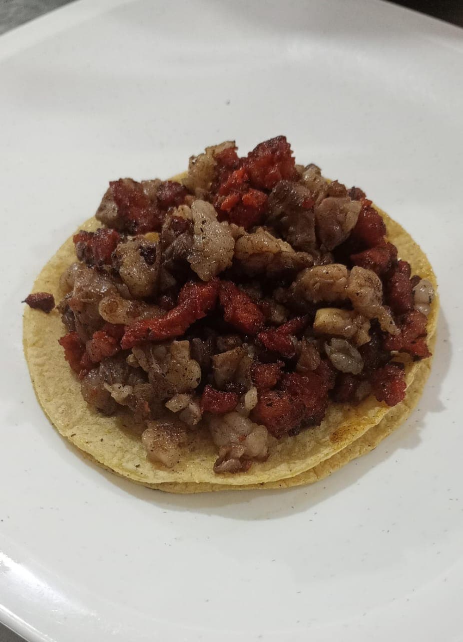 COMBO Orden de Tacos de Campechanos + Refresco