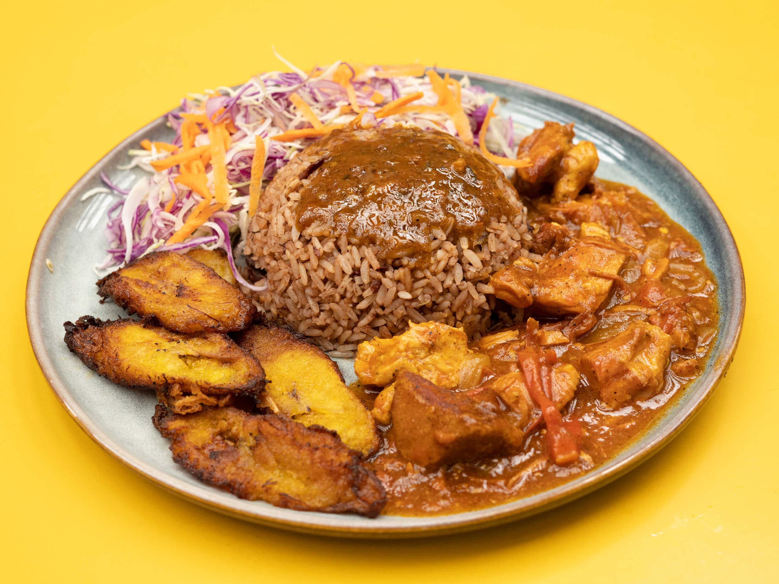 Rice & Beans con Posta de Cerdo en Salsa