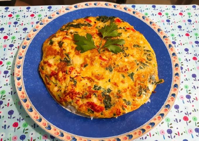 Menu Tortilla de Pollo con chaufa