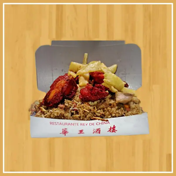 Combo 2: Arroz Chino Costilla Ahumada (1 Persona)