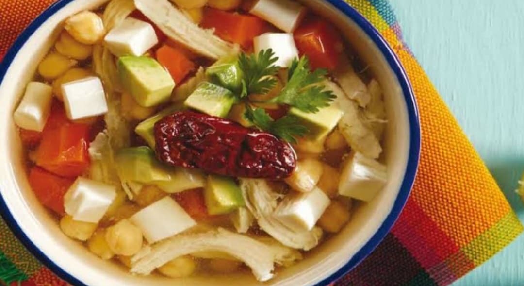 Caldo tlalpeño