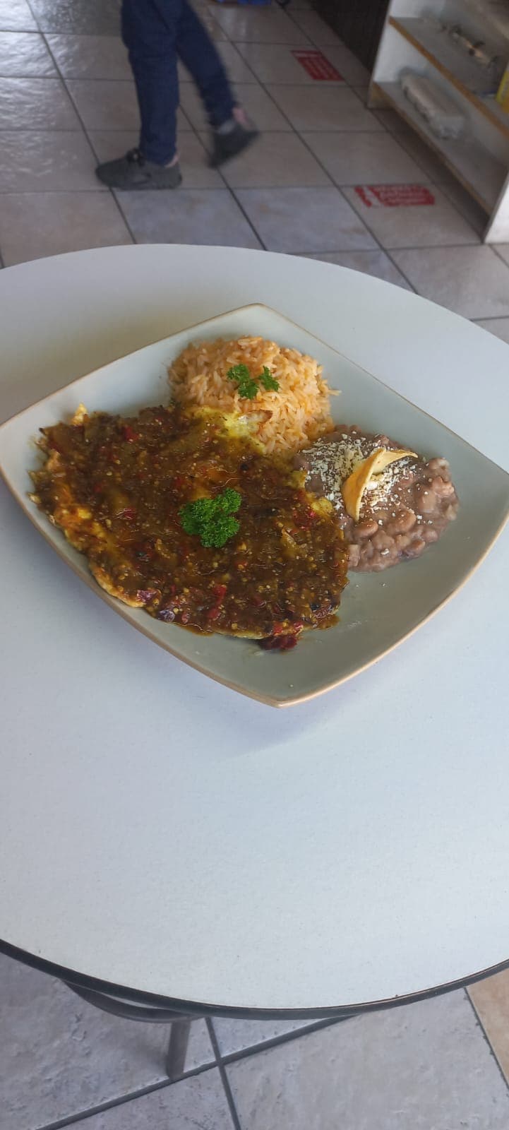 Deliciosa Milanesa + Papas + Agua Mediana Gratis