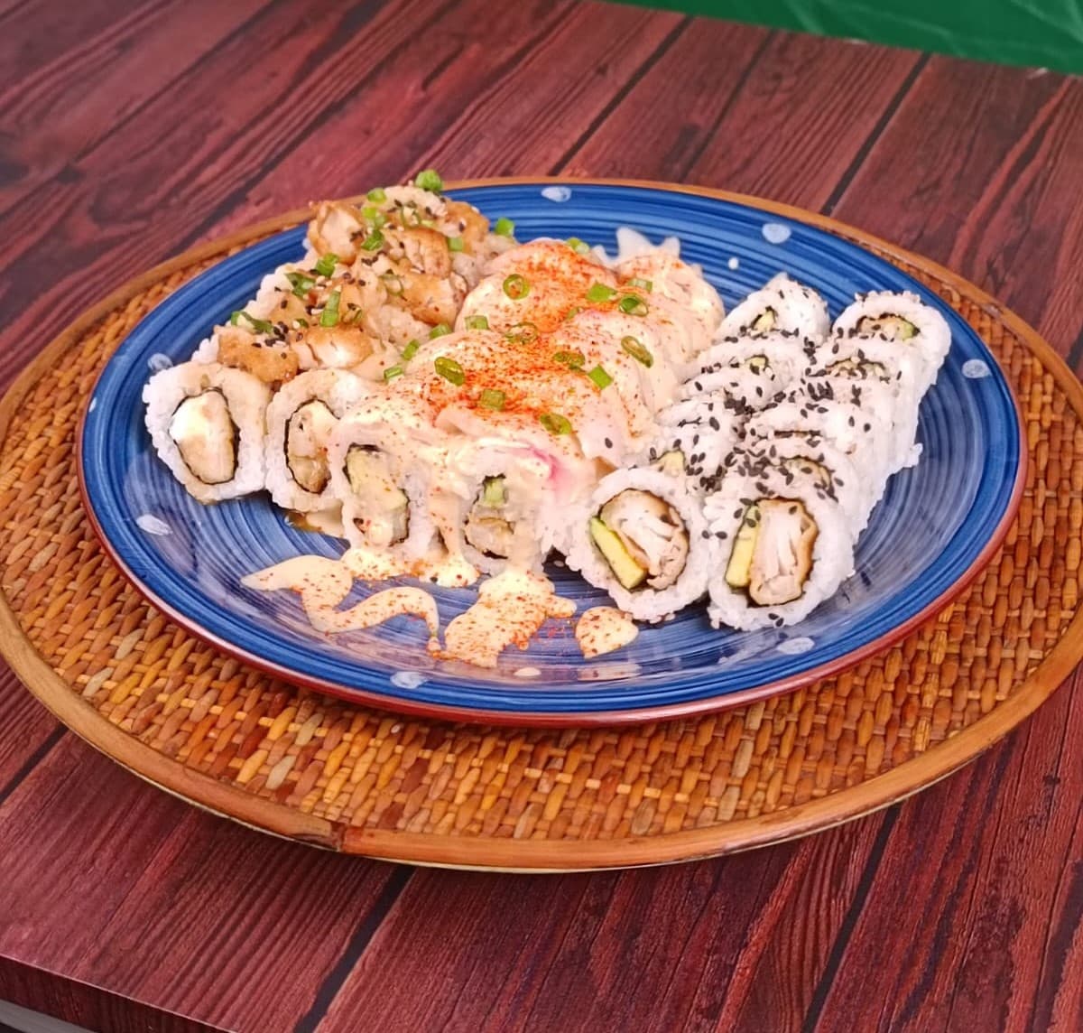 Box 30 Makis