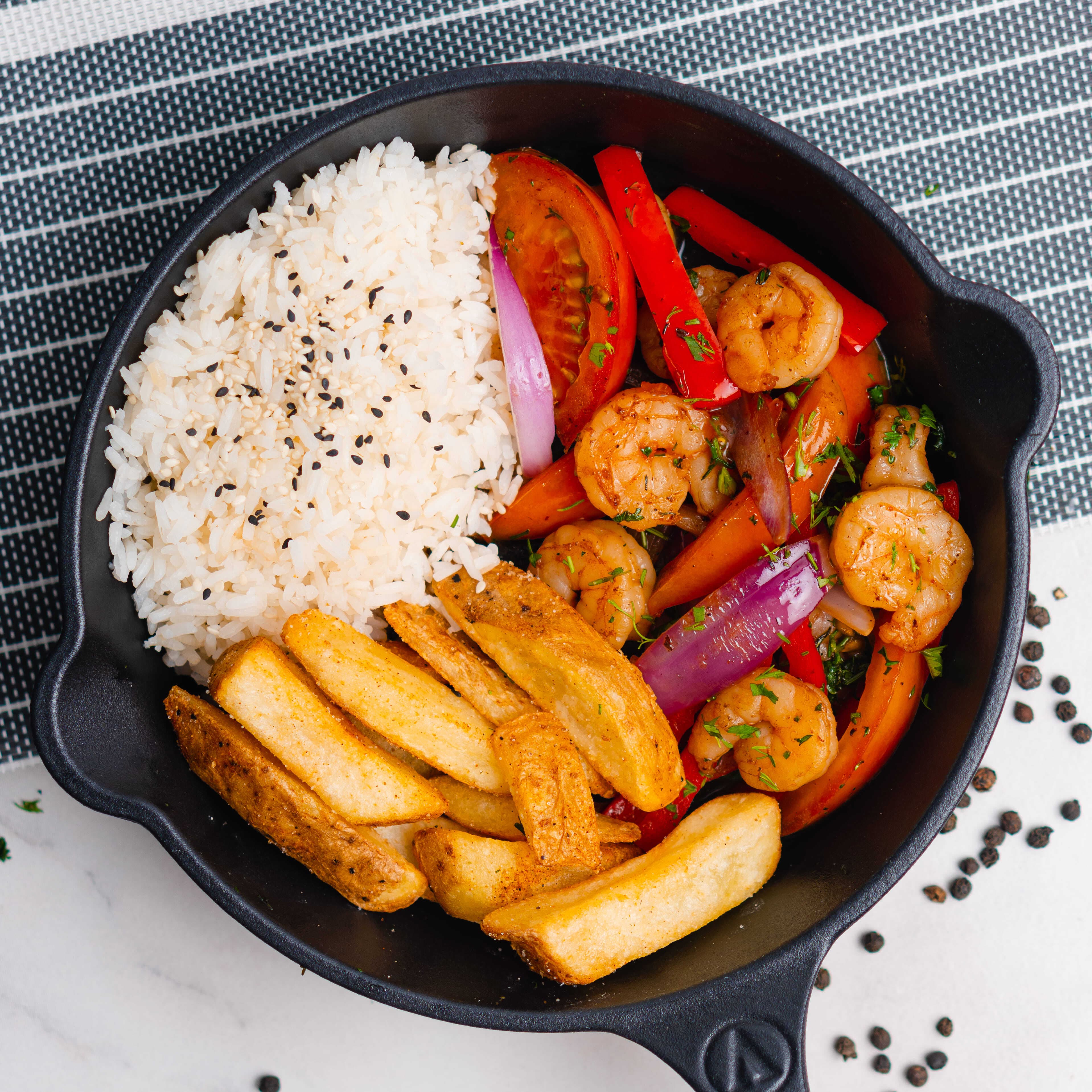 Saltado de Camarones.
