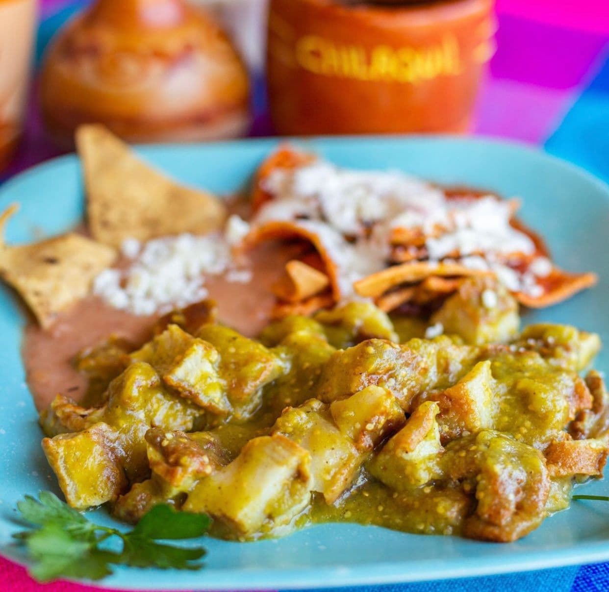 Chicharron en Salsa Verde o Roja