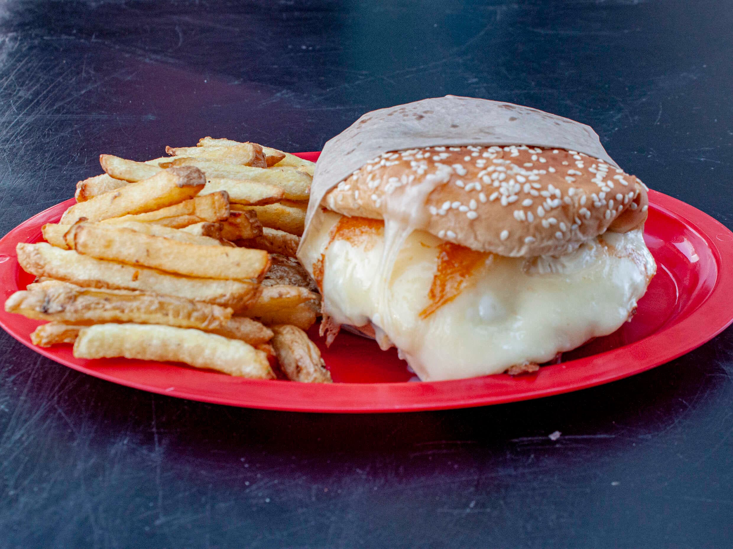hamburguesa tres quesos