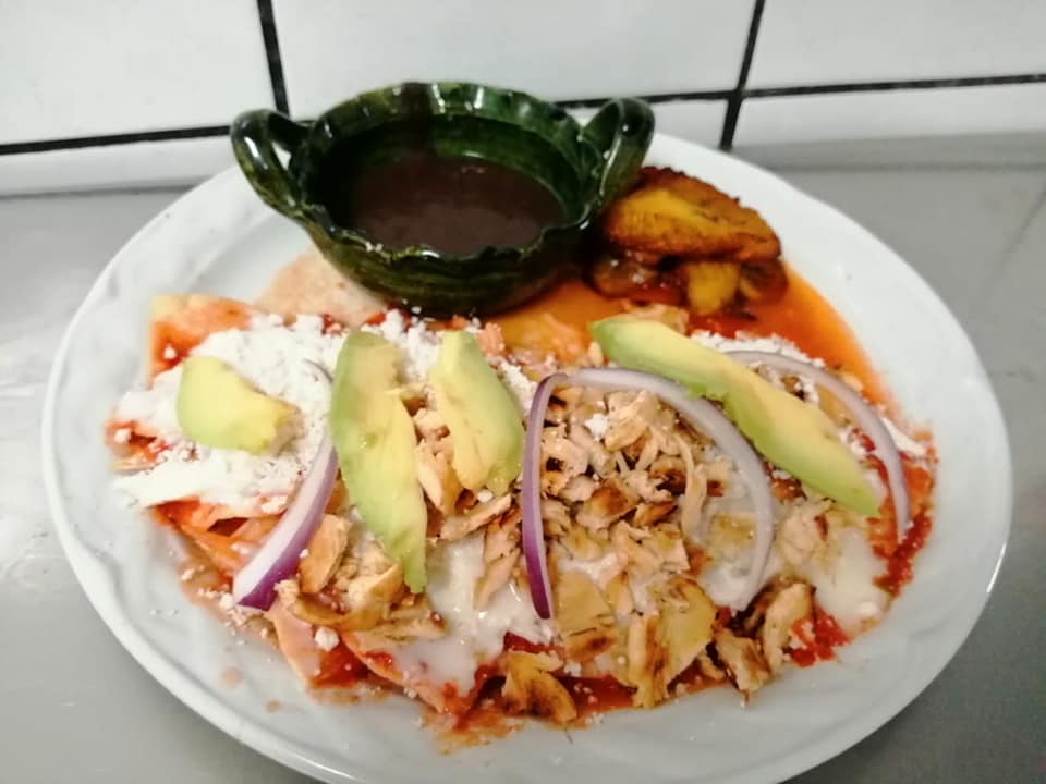 COMBO Chilaquiles Tradicionales