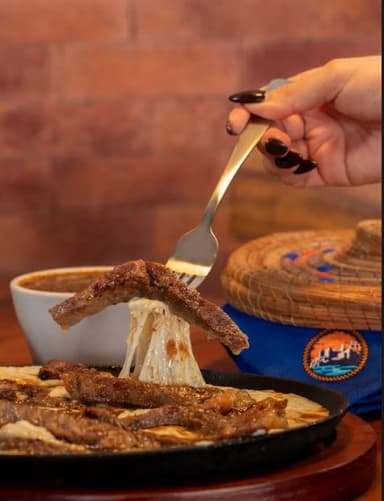 Orden de Queso con Asada