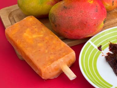 Paleta de Mango con Chile