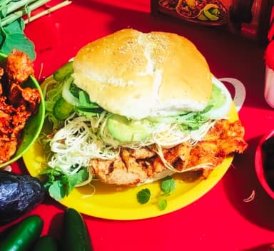 Cemita Carne Enchilada