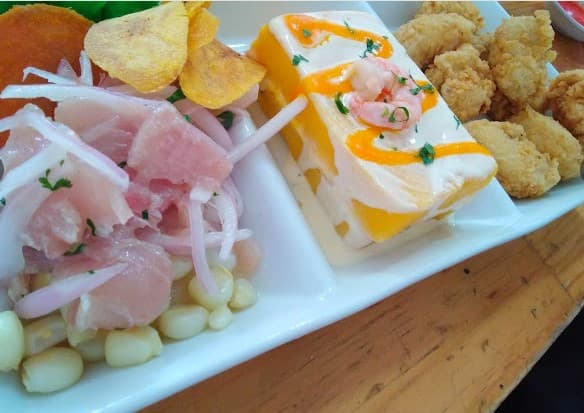 Causa de Langostinos