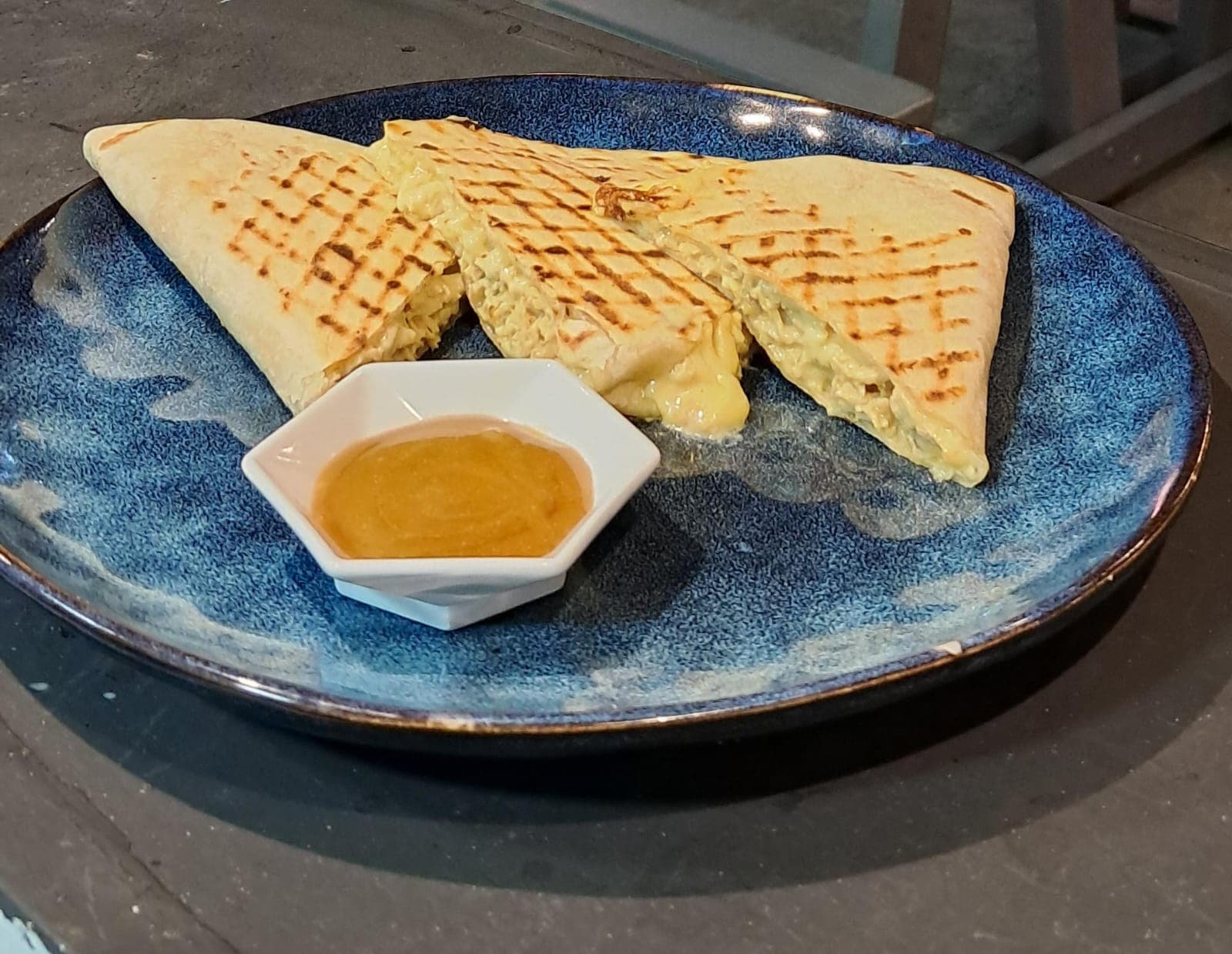 Quesadilla La Tradicional