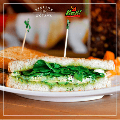 Pesto Sándwich