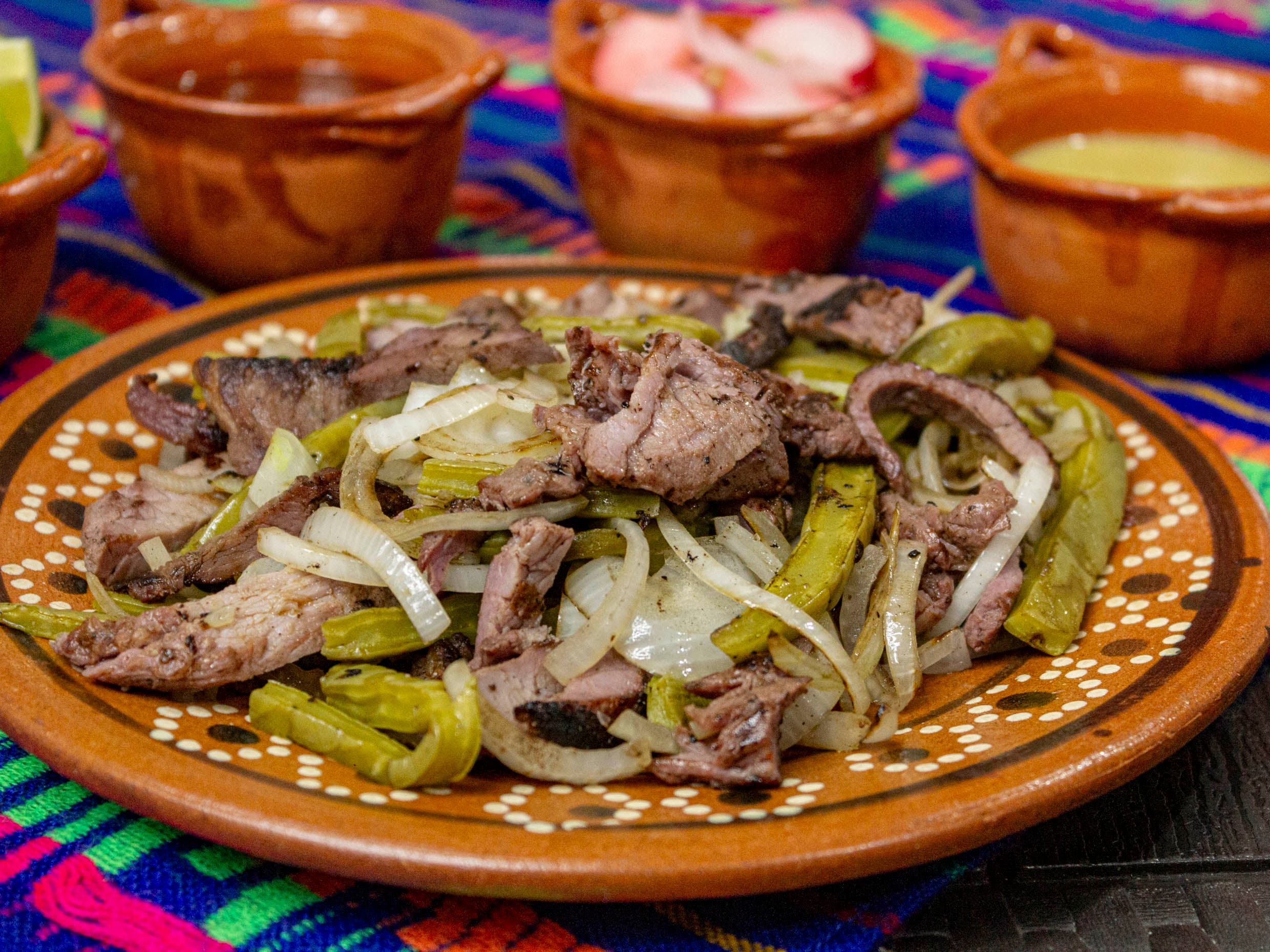Campechano con Suadero encebollado con nopal