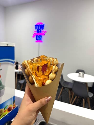 Bubble Waffle Pepperoni