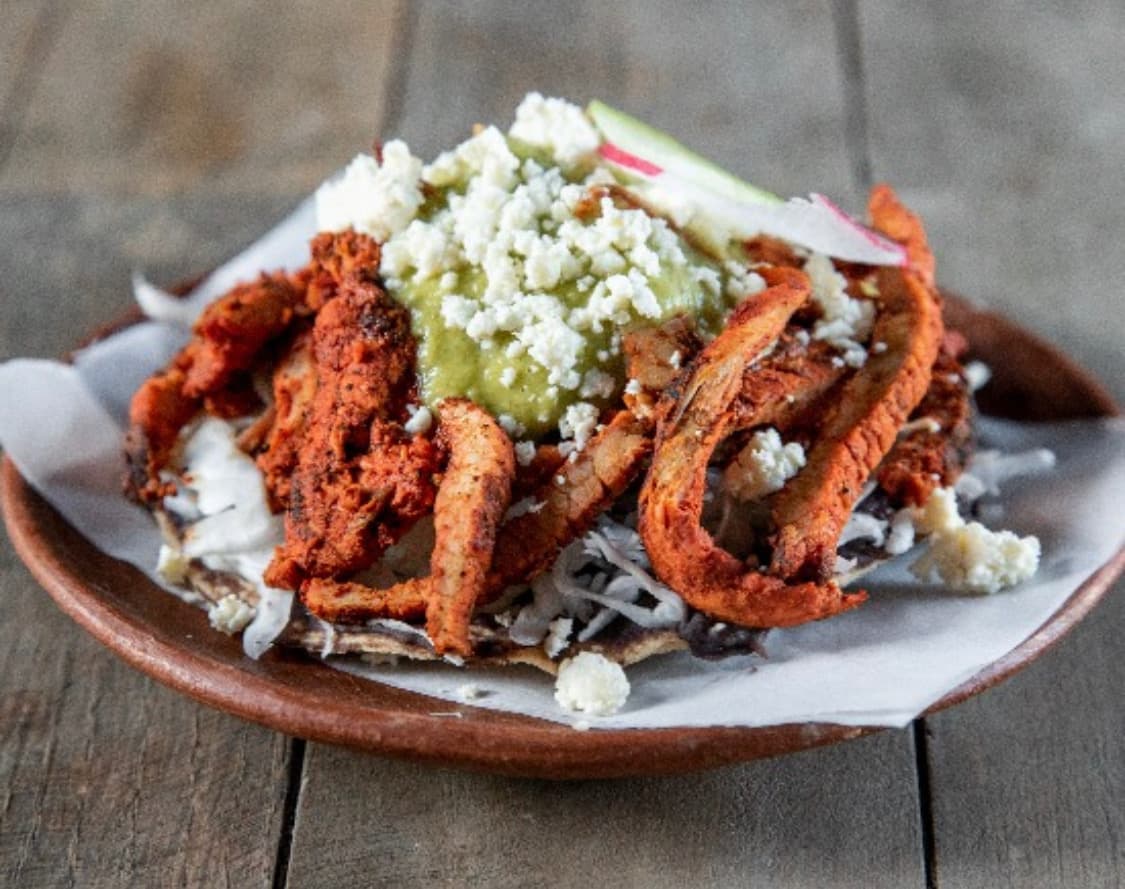 Tostada de Cecina Enchilada Copiar