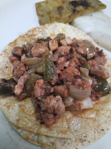 Tako de Alambre