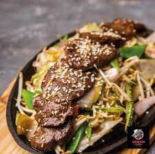 Yasaitame con Lomo