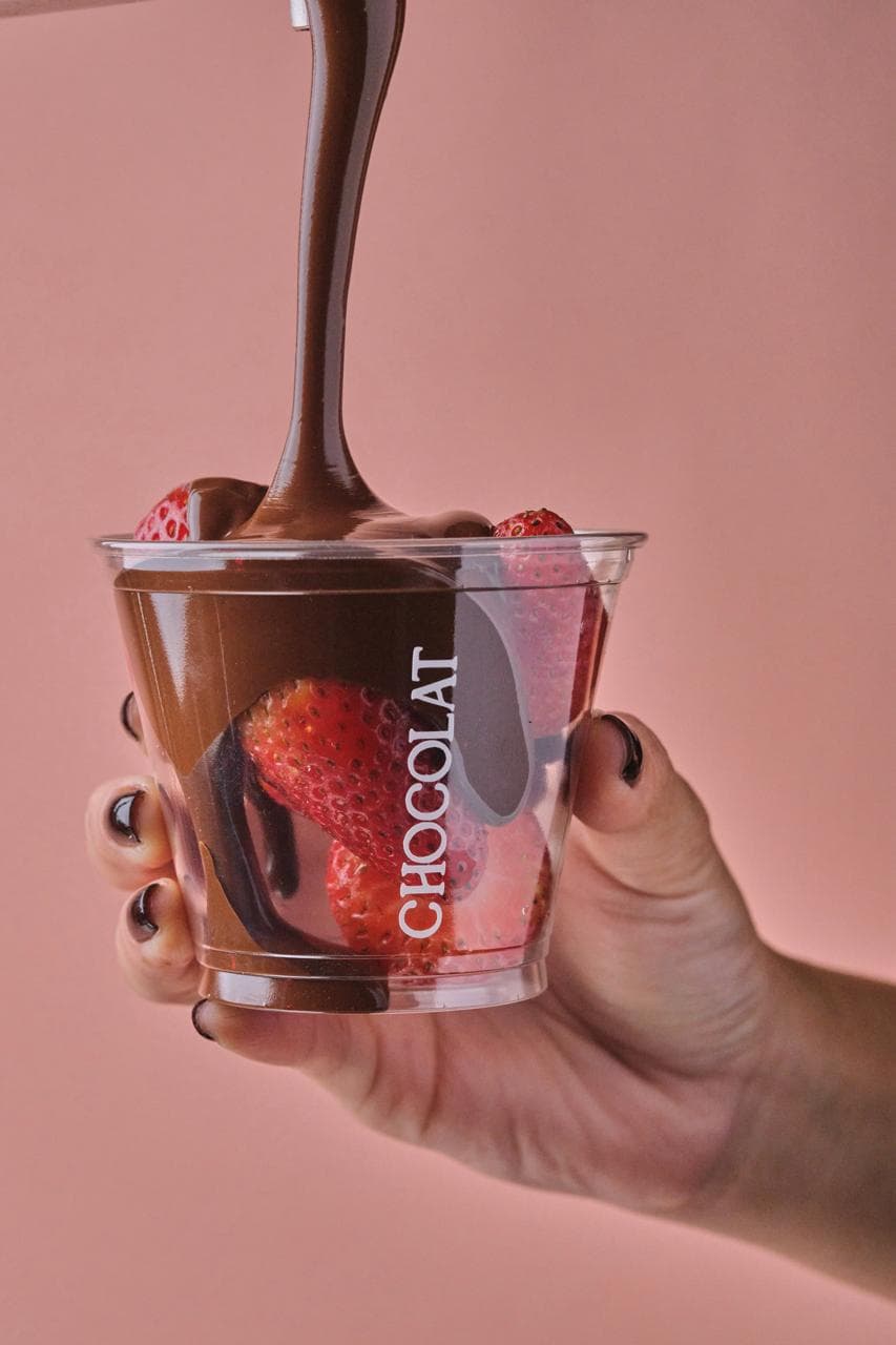 Fresas con Chocolate Pequeño 9 oz