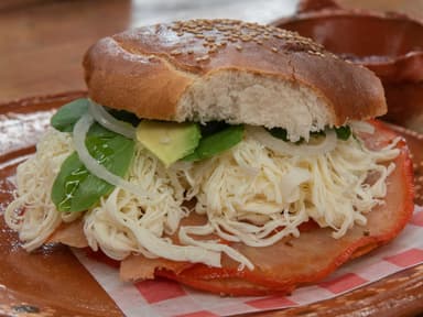Cemita de Pierna Española