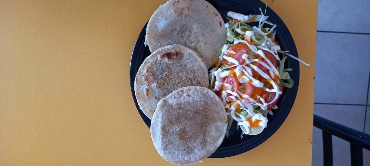 Combo 8 Gorditas Surtidas