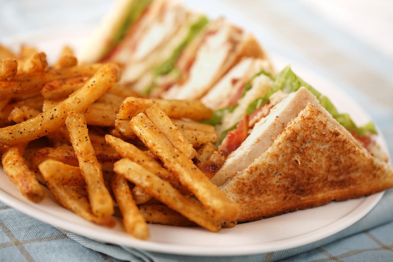 CLUB SANDWICH