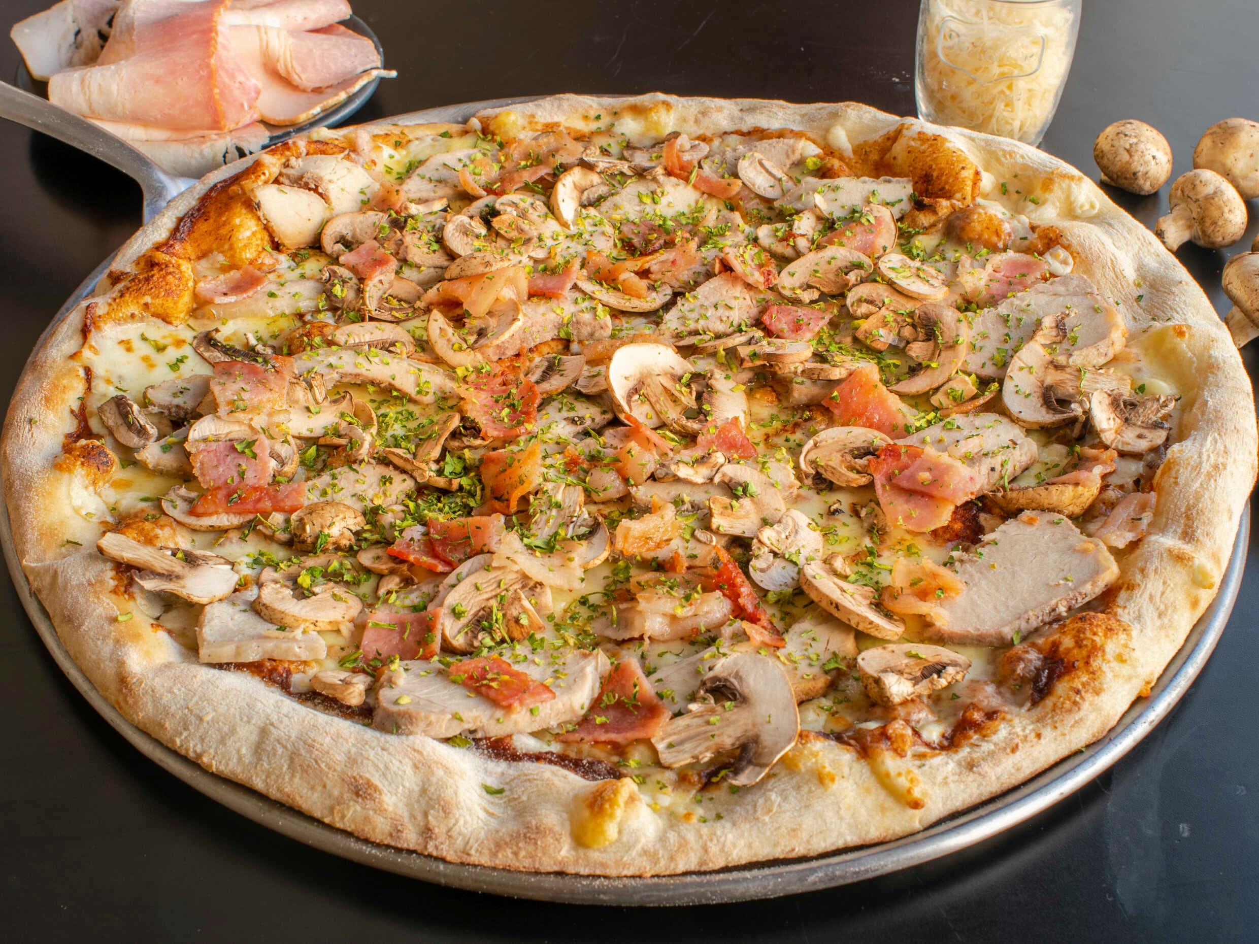 Pizza Lomo al Horno
