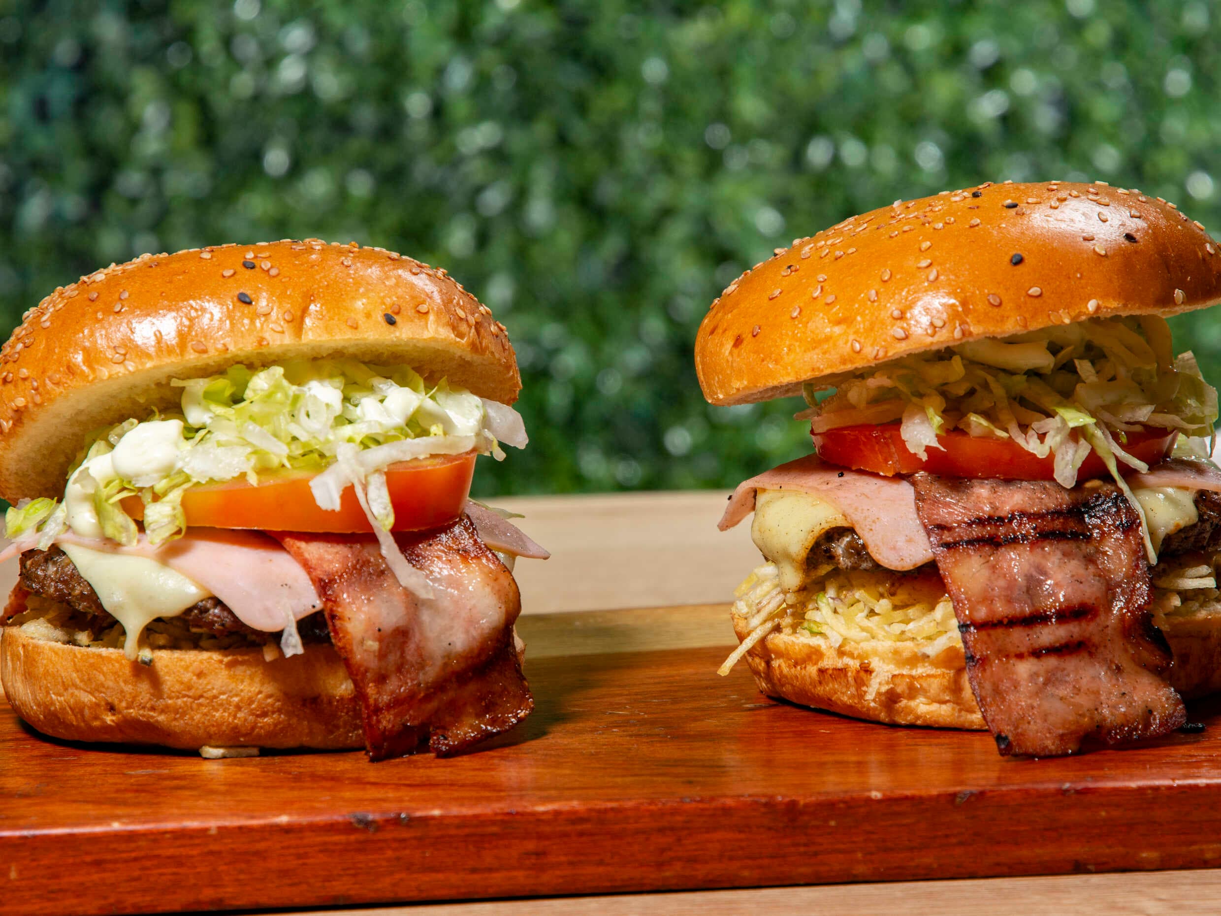Combo 2: 2 Burger Especiales