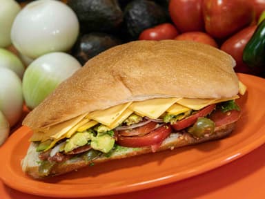 Torta con Queso Amarillo