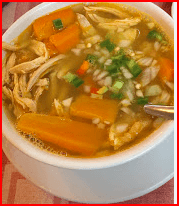 Consomé con Pollo Deshebrado y Arroz