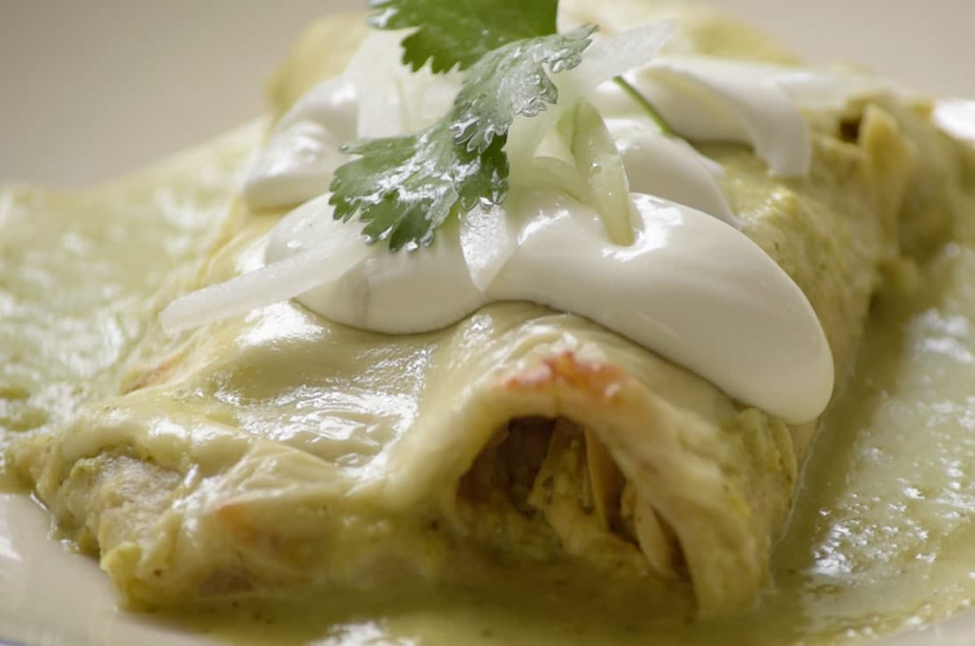 Enchiladas Rellenas de Pollo