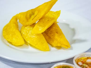 4 Empanadas de Papa