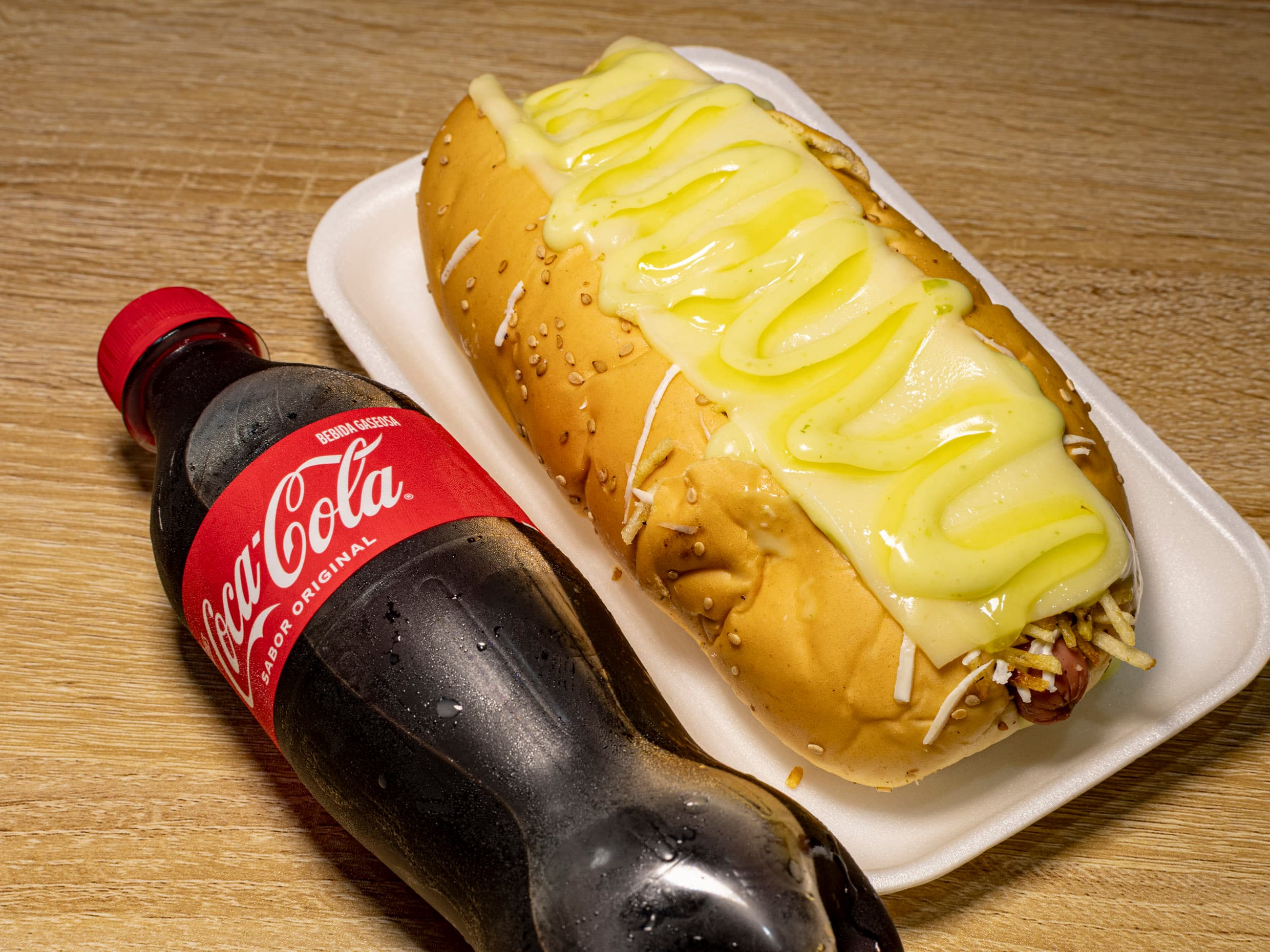 Perro El Gratinado & Coca Cola 400 Ml
