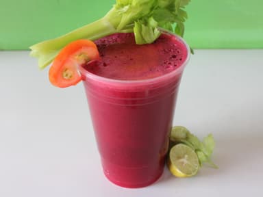 Jugo V8
