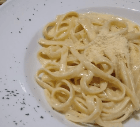 Fetuccini a los 4 Quesos
