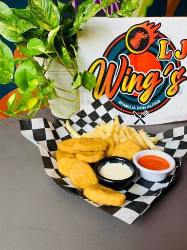 Nuggets de Pollo con Papas