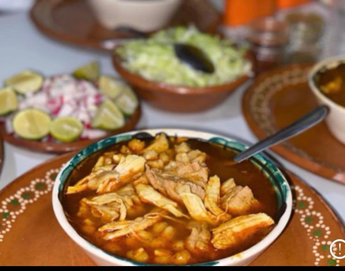 Pozole (cabeza de cerdo)