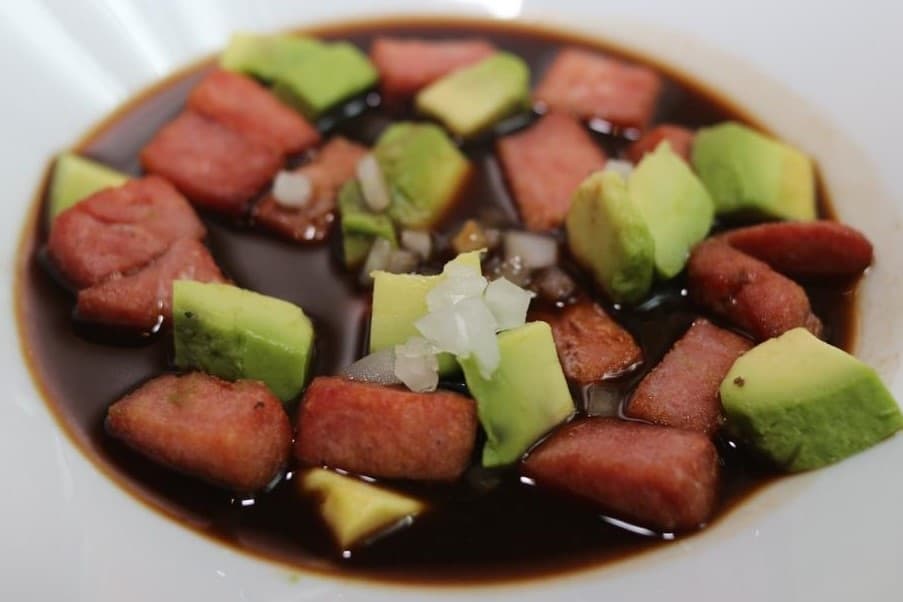 Atún en Salsa Negra
