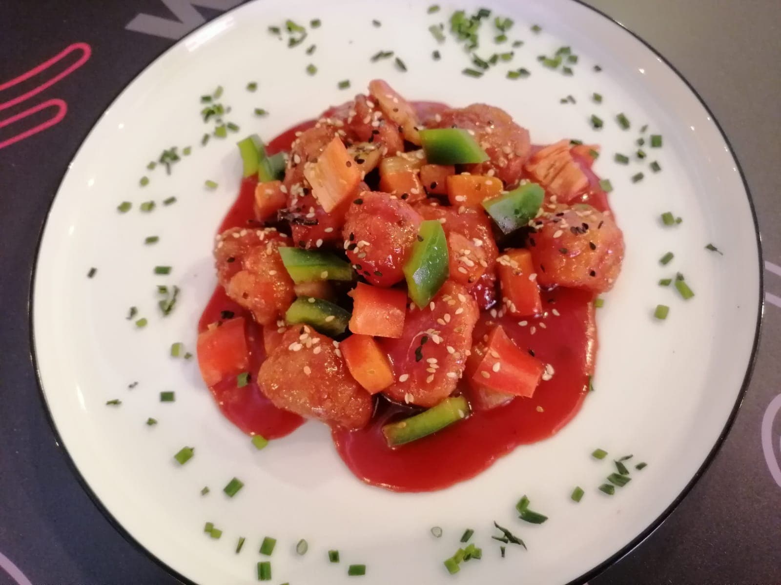 Kam Lu Wantán + Chicha Peruana