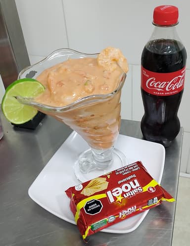 Cóctel de camarones grande