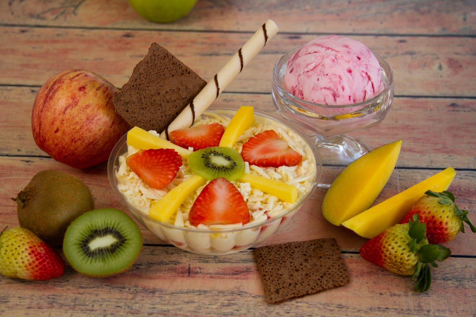 Ensalada de Frutas con Helado 16 Oz