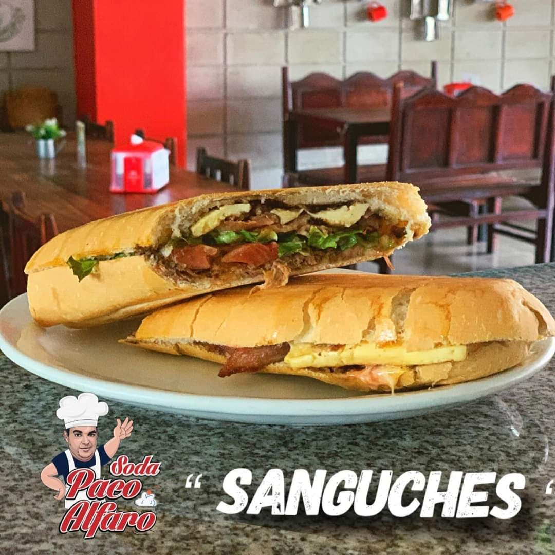 Sándwich de Mano de Piedra.