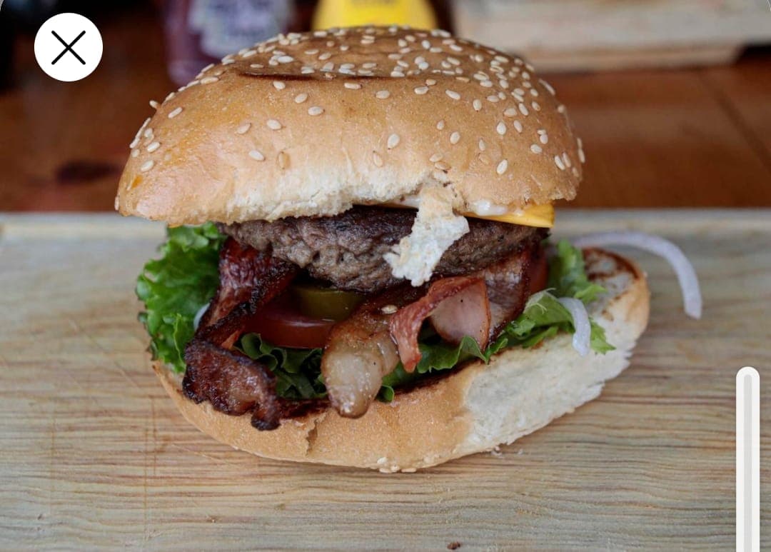 HAMBURGUESA, CHElSEA  con Papas