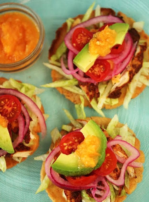 Tostadas De Cochinita (3 Pzs)
