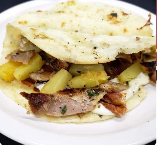 Quesadilla con Piña
