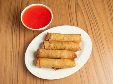2 unidades lumpias (egg roll)