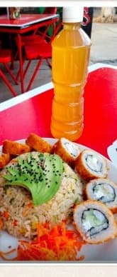 Combo-Arroz Vegetariano-Rollos-Bebida