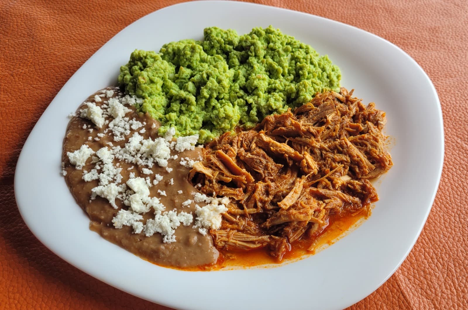 Plato con guiso a escoger