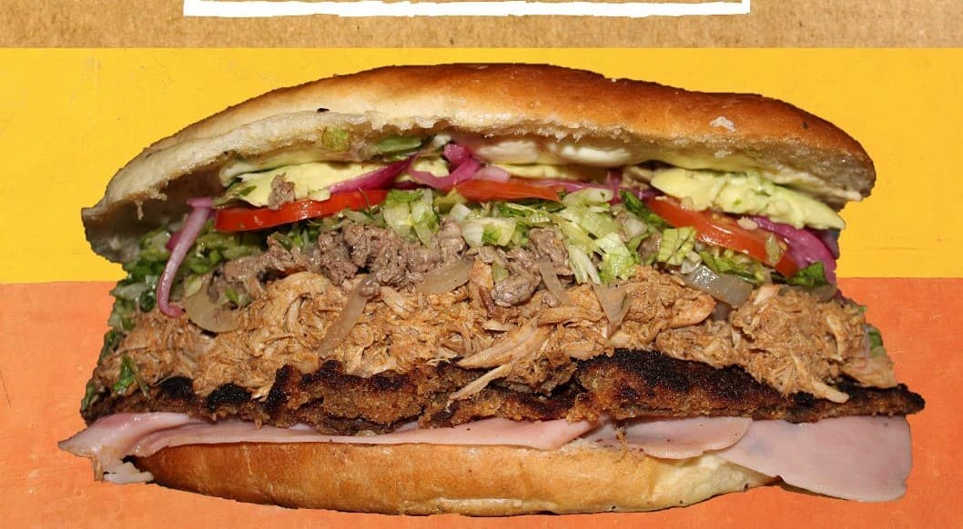 Torta Triple Álvarez